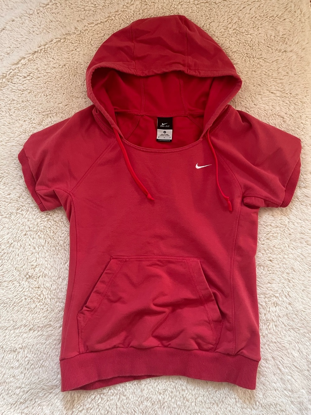 Nike Women’s Red Short-Sleeve Hoodie with White Swoosh Sz M